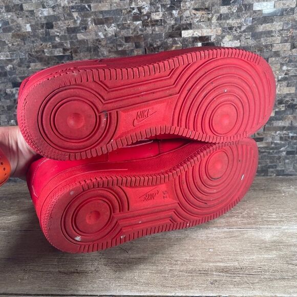 Nike Air Force 1 Low “Triple Red” Size 11 LV8 CW6999-600 - Picture 7 of 9